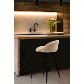 Arlo Thekenhocker – Zobel