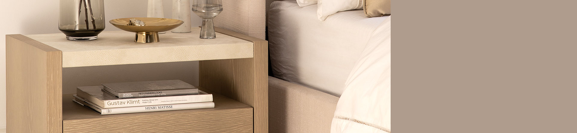 Bedside Tables Bedside Tables